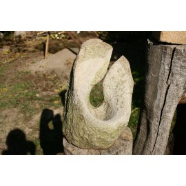 Originálna kamenná soška
