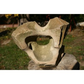 Originálna kamenná soška