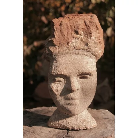 Originálna kamenná socha- tvár- busta